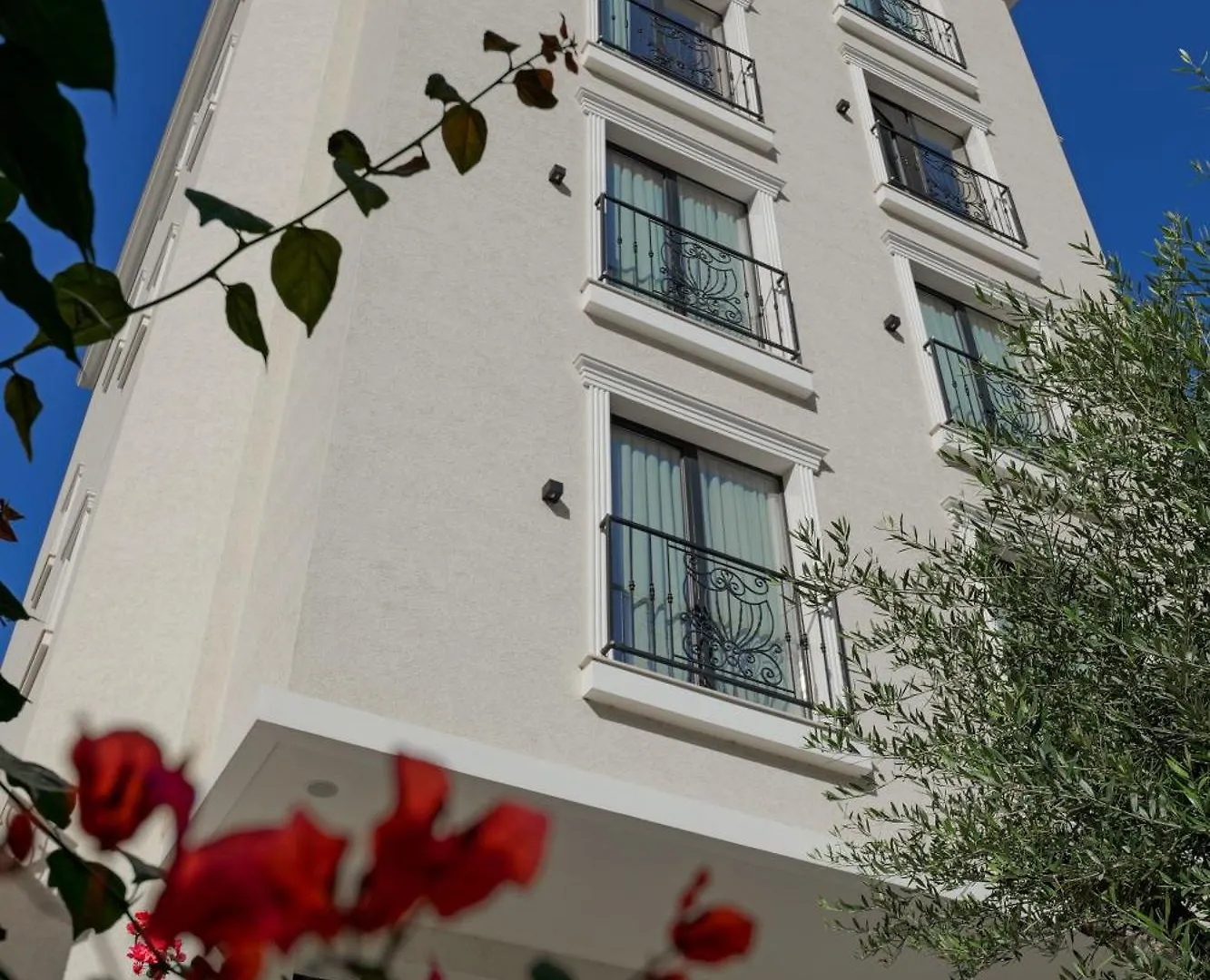 ****  Hotel Central Vlore Albania