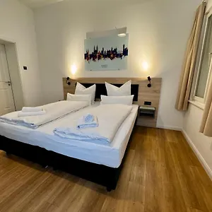 Hotel Hopfenhotel Am Adenauerufer
